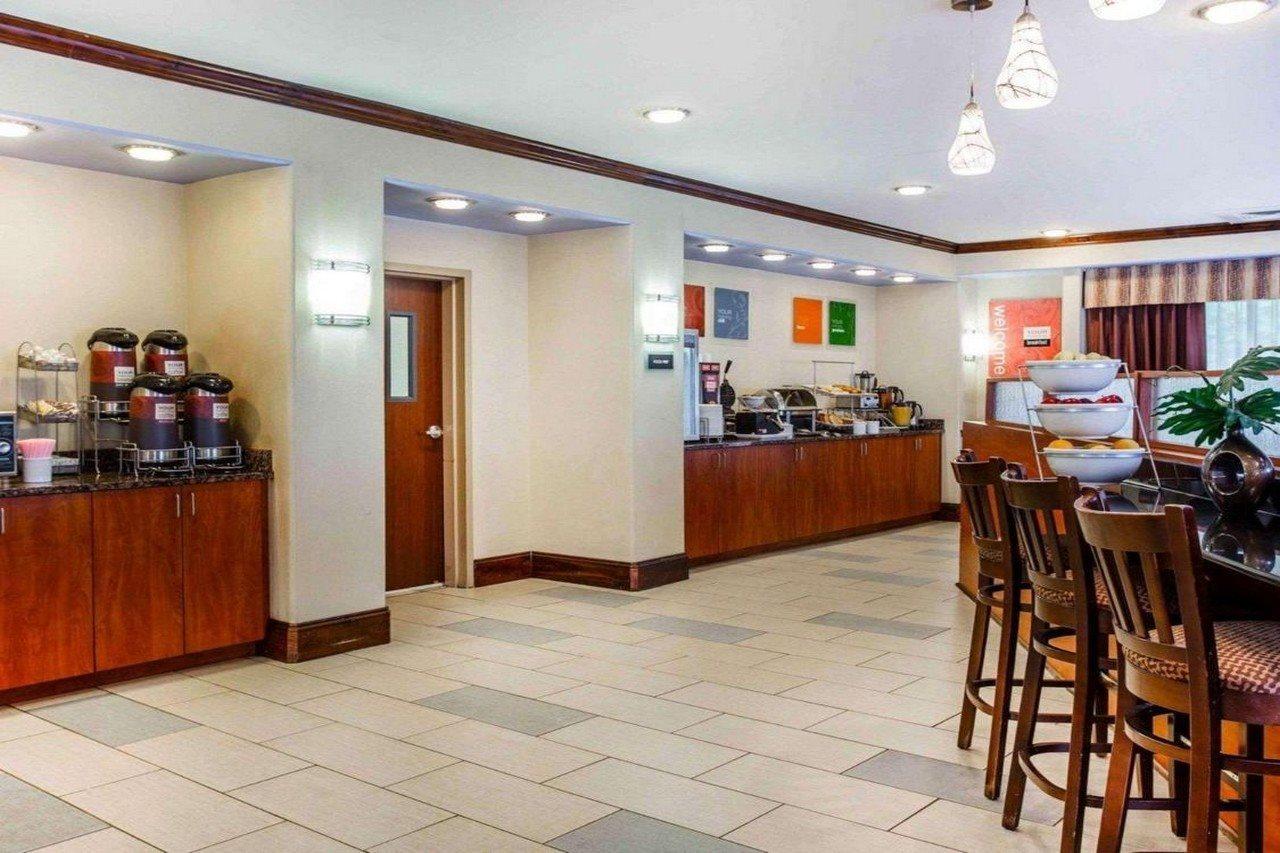 Comfort Suites At Kennesaw State University Exterior foto